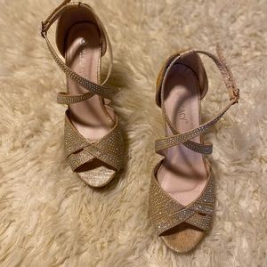 Rose gold Delicacy heels worn twice